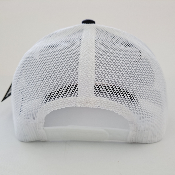 Mahi Dorado Fishing Leather Patch Trucker Mesh Snapback Black - Picture 5 of 5